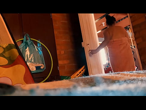 ❤️ Min onkel følger mig ind i brusebadet, han knepper mig, mens jeg tager et brusebad. ❤ Porn video at da.sexvideogif.ru ❌️❤